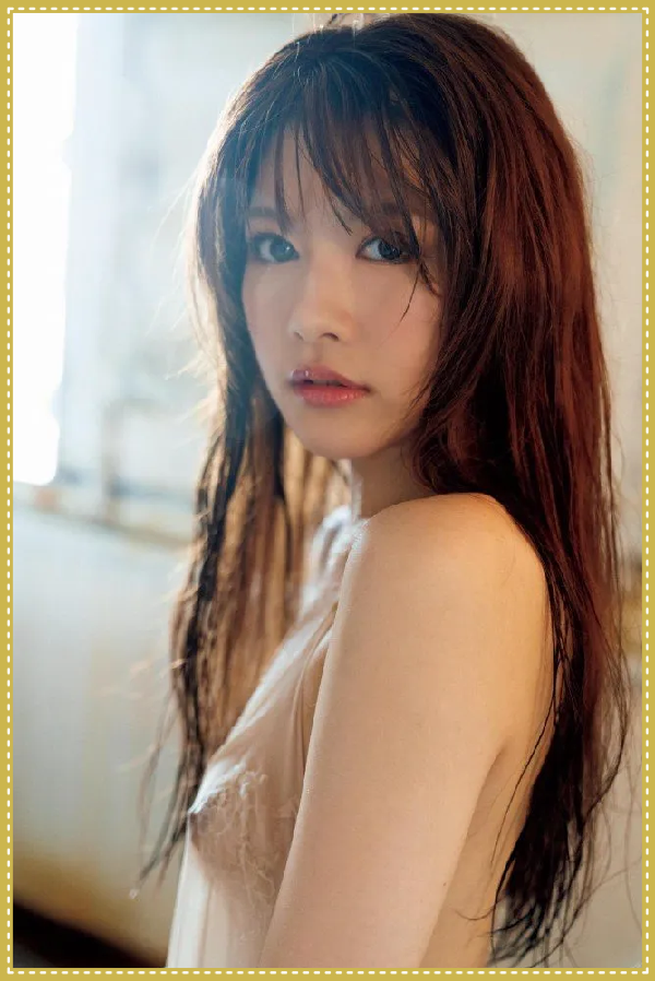 Minami Aizawa – JAV Idol xinh đẹp